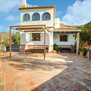 secluded-holiday-home-in-malaga-with-private-pool.es-andalucia.com/